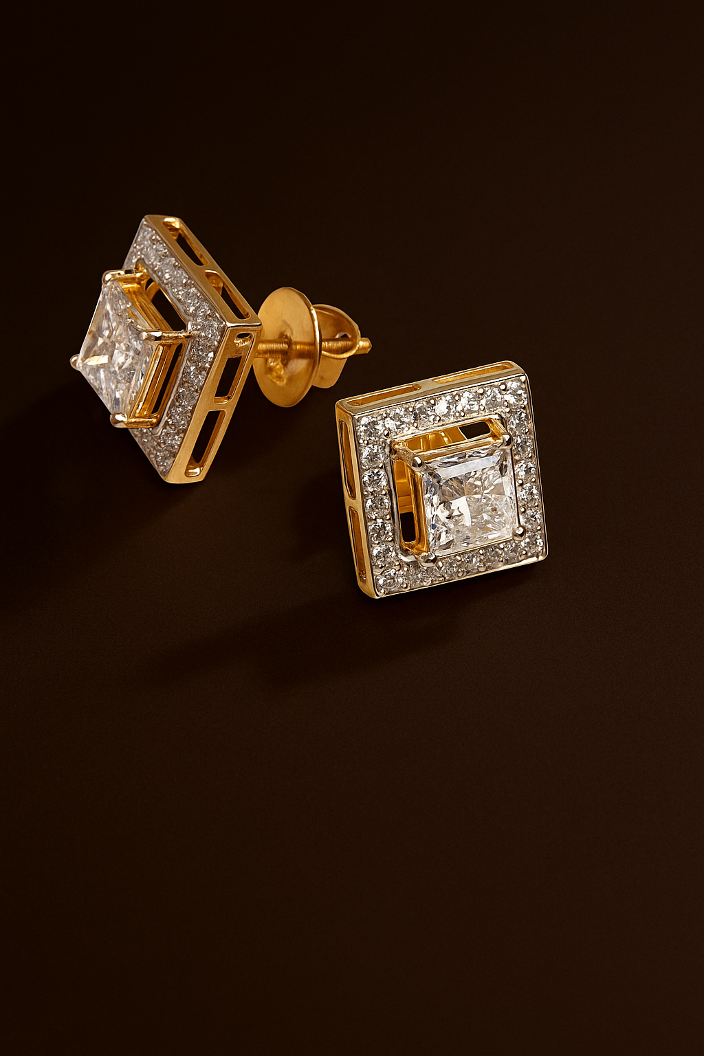 Geometric Halo Diamond Stud Earrings in 18KT Gold